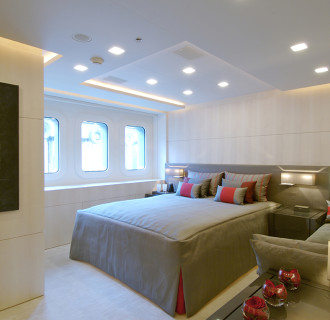 Luxusyacht Siren Schlafzimmer mit Sofa