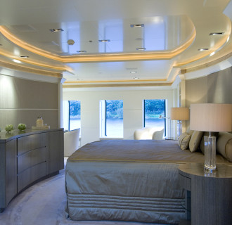 Triple Seven Luxusyacht Masterbedroom